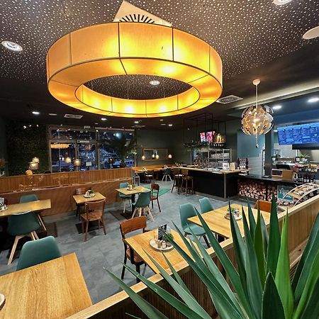 Auszeit Das Hotel Asbach-Baeumenheim Kültér fotó